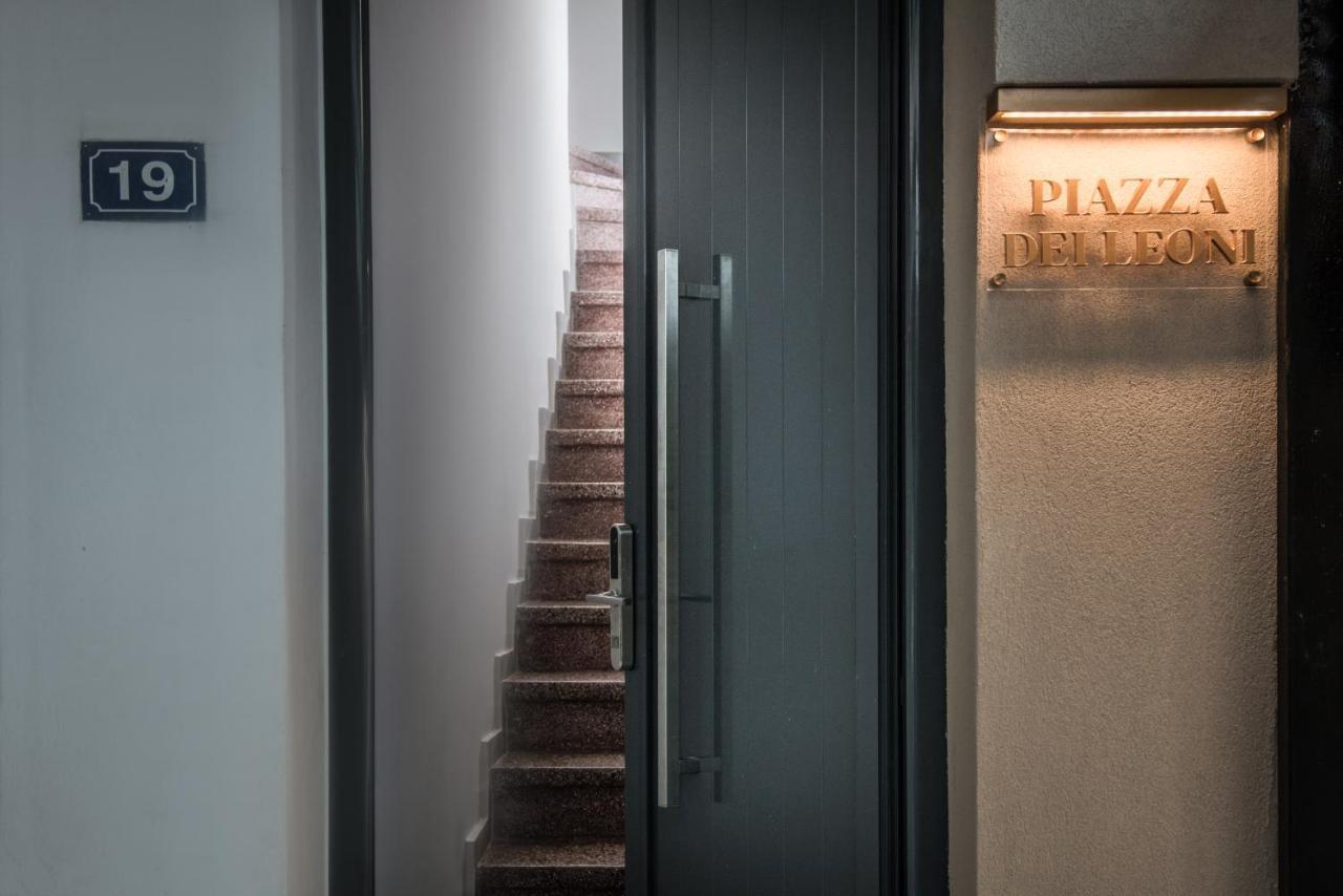 Jacuzzi Suite Piazza Dei Leoni Heraklion Zewnętrze zdjęcie